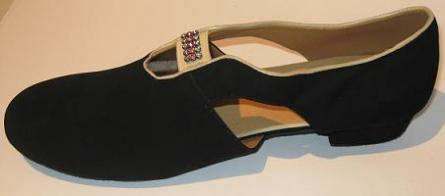 ladies-closed-to-mo-11-_54_95